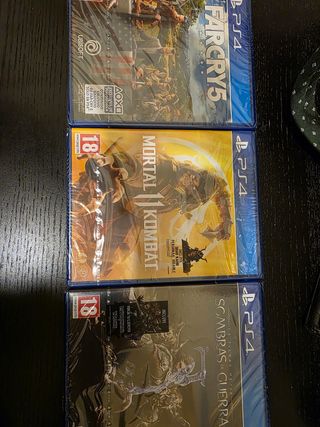 Lote Juegos y  PS4 PRO 2TB edición especial numera