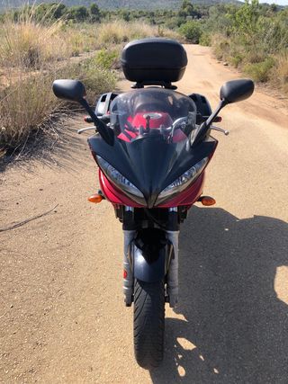 Yamaha FZ6