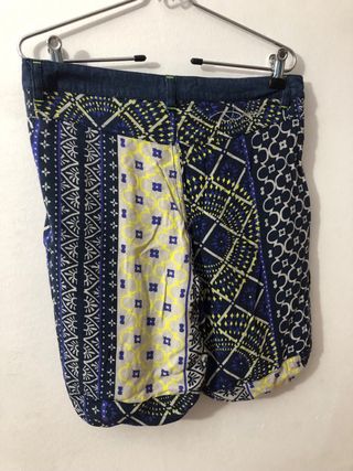 Bermudas Desigual