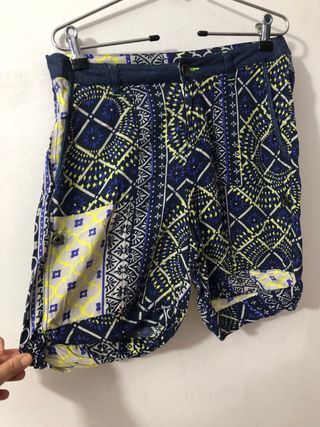 Bermudas Desigual