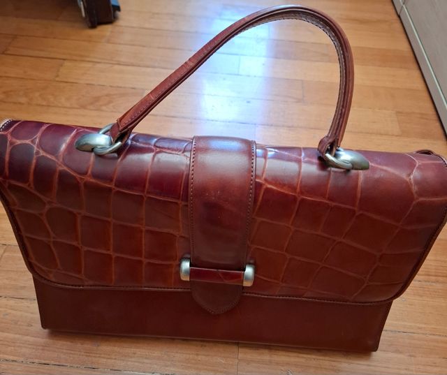 Borsa in pelle tinta cuoio