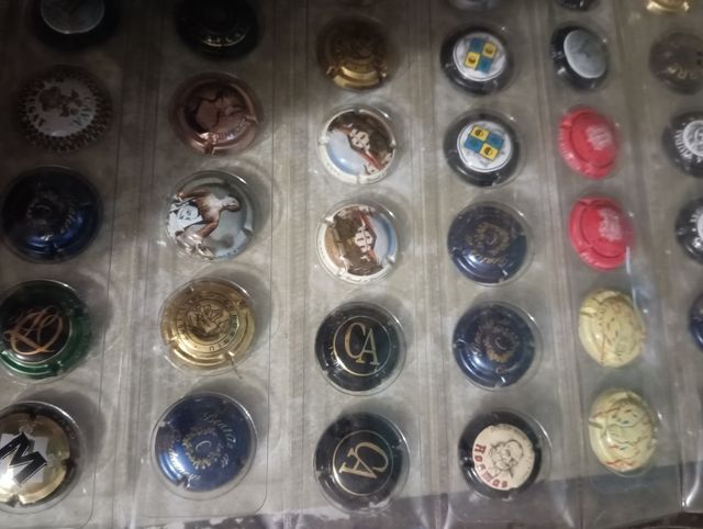 COLECCIÓN DE CHAPAS 