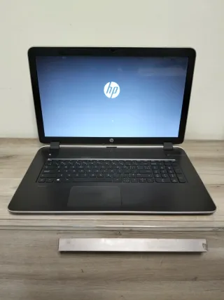 Portatil hp pavilion  17''