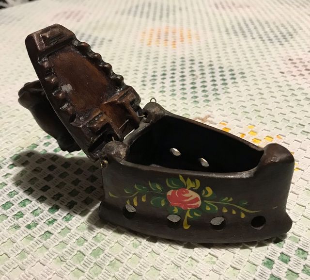 Mini Ferro da stiro in ceramica DERUTA