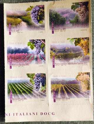 2012 ITALIA FOGLIETTO 6 Francobolli nuovi vini
