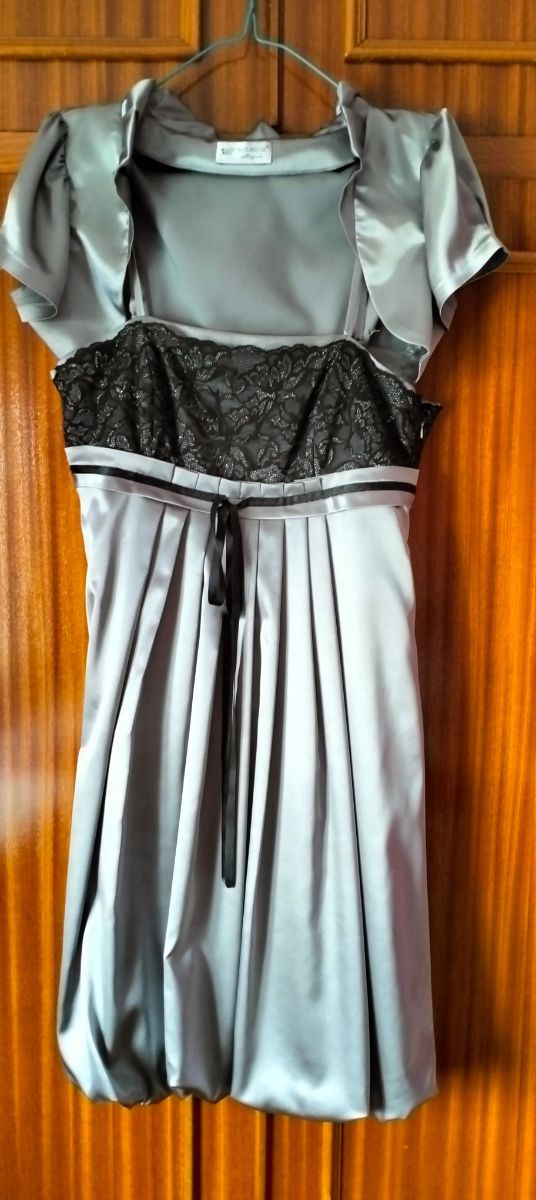 CONJUNTO VESTIDO BOLERO  Raso gris perla encaje