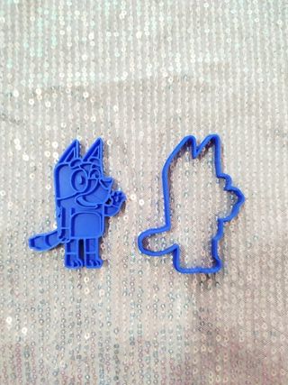 Bluey and Bingo cookie cutters - 2 cookie cutters