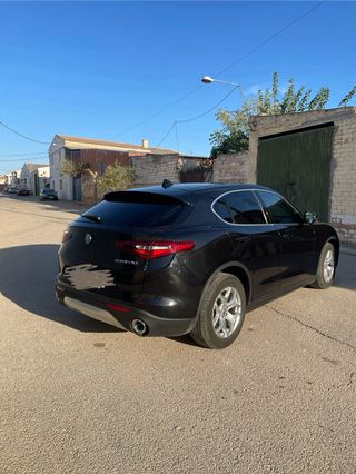 Alfa Romeo Stelvio 2020