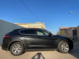 Alfa Romeo Stelvio 2020