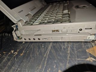 Toshiba 300CT + Dock..... Piezas..