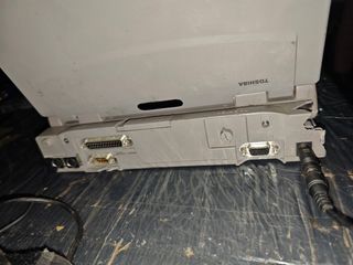 Toshiba 300CT + Dock..... Piezas..