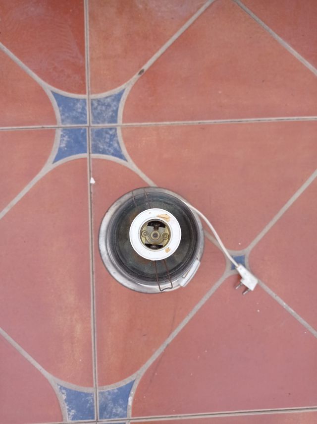 Pie lamparita mesita noche