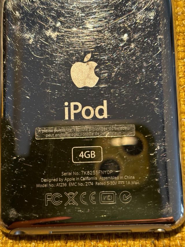 lotto 1 Ipod 2 I pod shuffle accessorio radio