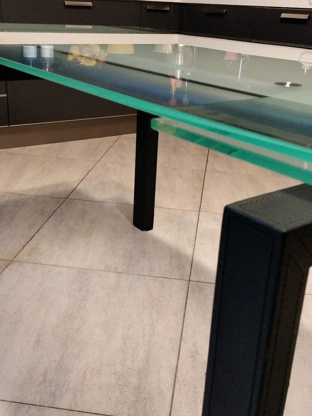 TAVOLO DA CUCINA O SOGGIORNO