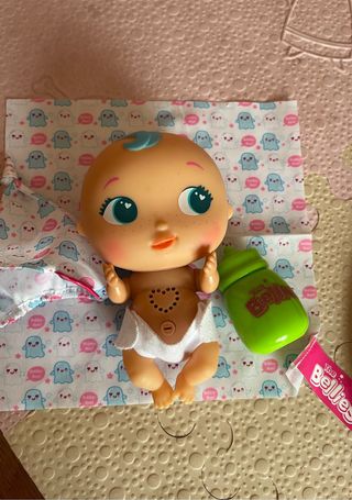 Muñeca bellies bobby boo