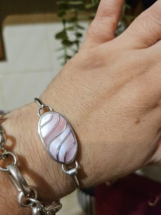 Brazalete en plata 925 y nácar rosa