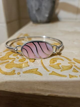 Brazalete en plata 925 y nácar rosa