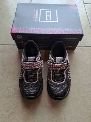 Scarpa bambina n.30 Enrico coveri