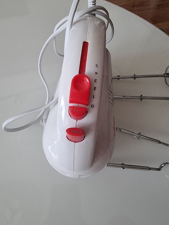 Batidora de Varillas Ufesa