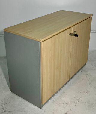 Armario BAJO metálico Steelcase con llave