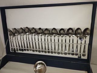 75 pezzi posate in acciaio inox