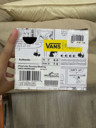 NEGOCIABLE Zapatillas VANS mujer