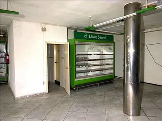 Local comercial en venta en Plaça Catalunya en Manresa