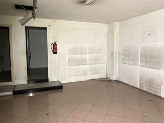 Local comercial en venta en Plaça Catalunya en Manresa