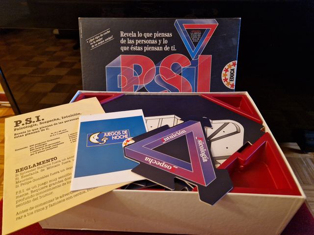 Juego de mesa PSI: Psicología, Sospecha, Intuición