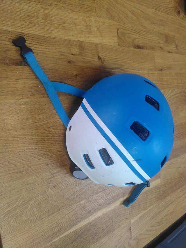 Casc infantil bicicleta. Casco niño