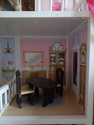 Casita de muñecas 