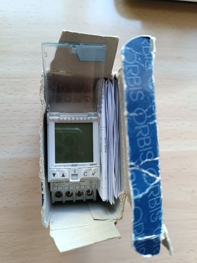 Reloj digital ORBIS digital