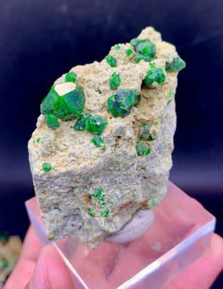 Minerali Granato Verde Spessartina Garnet Crystal