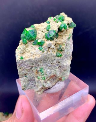 Minerali Granato Verde Spessartina Garnet Crystal
