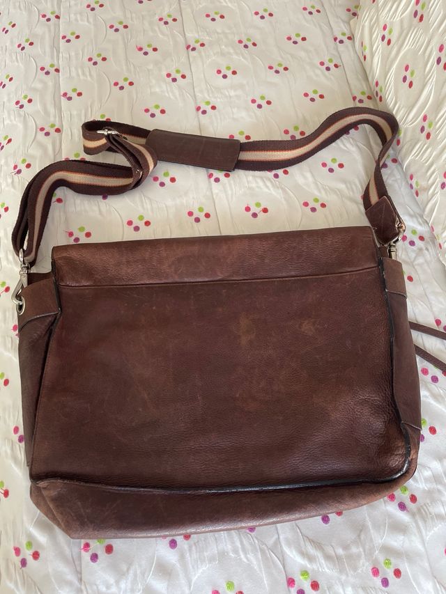BOLSA BANDOLERA DE PIEL