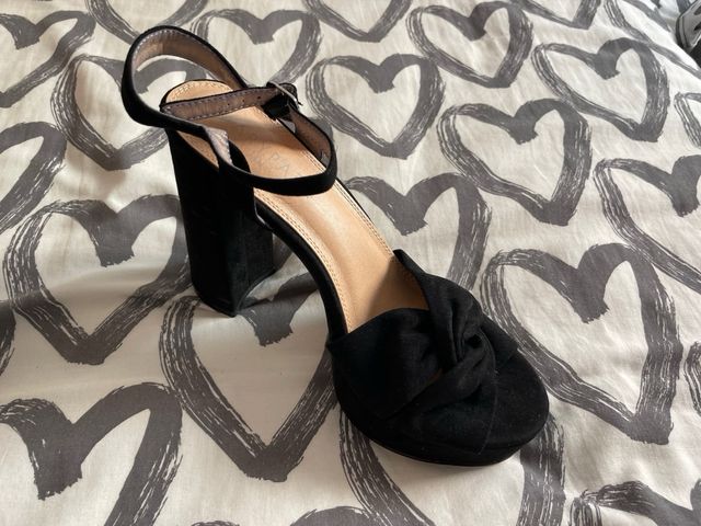 Tacones/Zapatos de tacón negros MARYPAZ