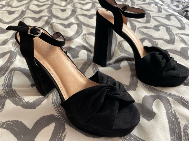 Tacones/Zapatos de tacón negros MARYPAZ