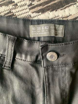 Pantalon “cuero”