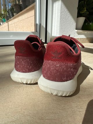 Adidas tubular shadow granate