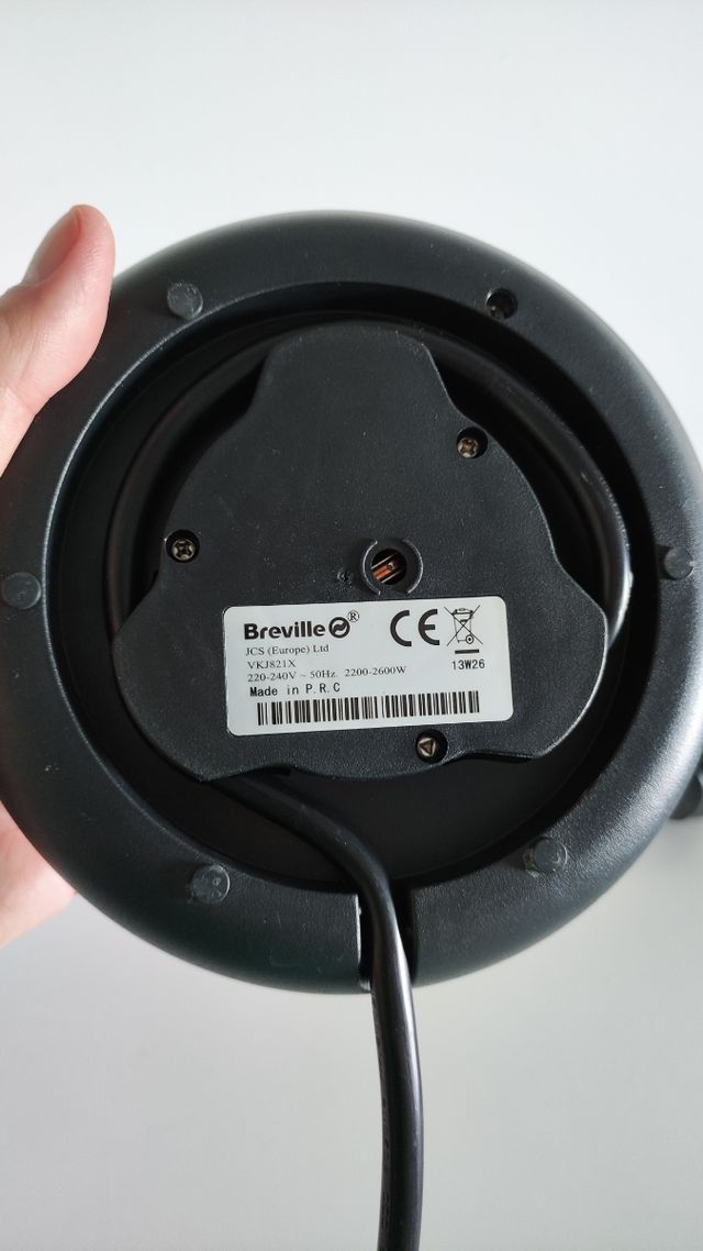 HERVIDOR DE AGUA ELECTRICO BREVILLE