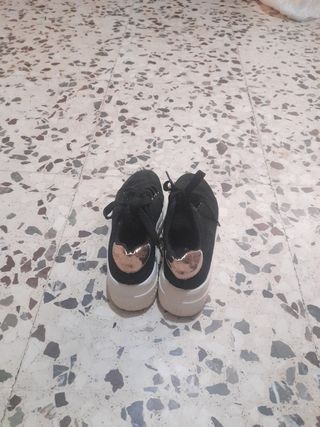Zapatos de mujeres 