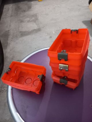 Cajas ,ticino o registro