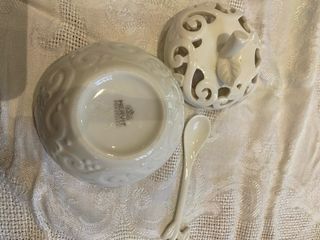 Zuccheriera in porcellana hervit