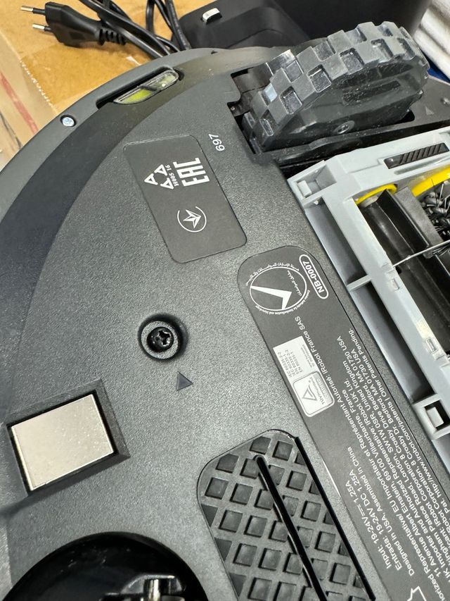 Aspiradora Inteligente Roomba 697