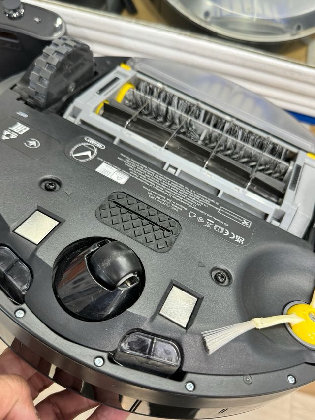 Aspiradora Inteligente Roomba 697