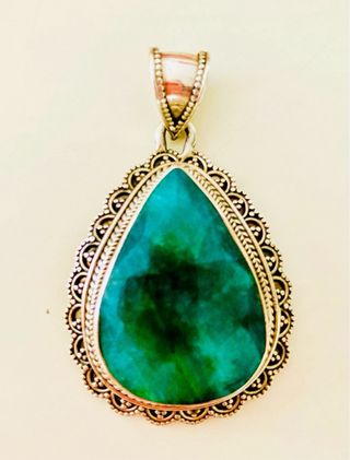 Colgante de plata y esmeralda