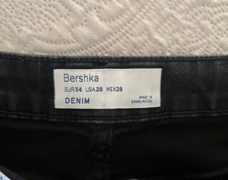 Pantalón Vaquero Corto Negro