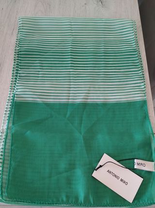 Pañuelo para cuello Antonio Miró