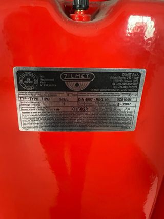 Caldera domusa termagas 30 con 8 mesi di uso