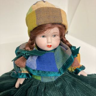 Bambolina ceramica bisquit